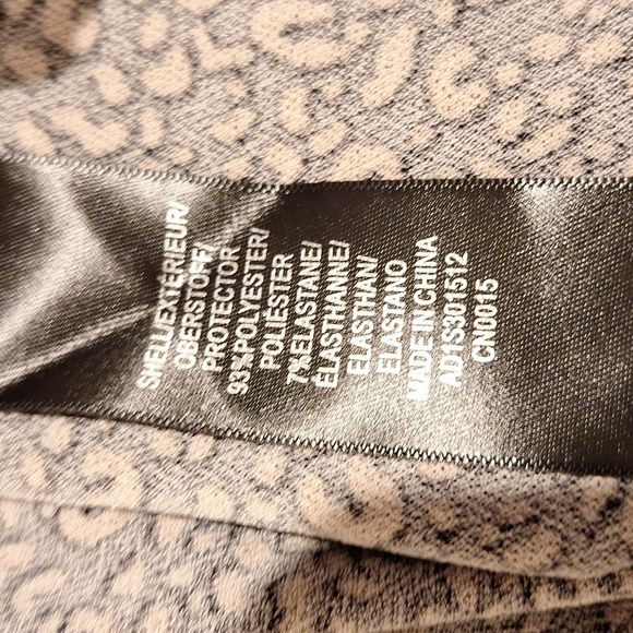 Womens  Adrianna Papell stretch 3/4 sleeve regular size top M - Picture 4 of 4